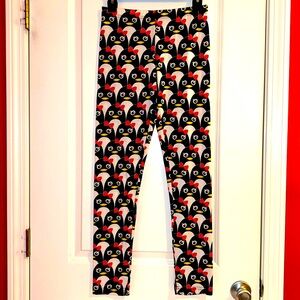 Sweet Treats  Girls Leggings Size Medium Penguin Pattern New With tags